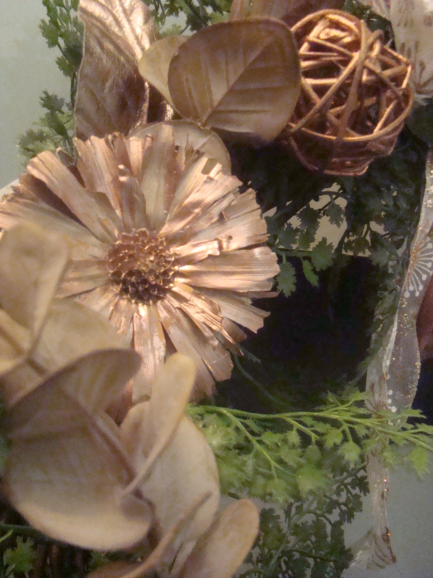 Rose Gold 18" Wreath